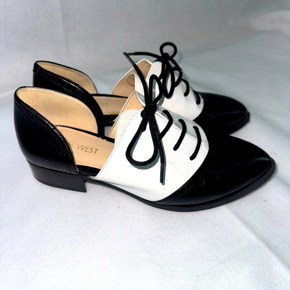 Nine West Shoes - Nine West Women’s Nevie D’Orsay Black & White Tie-up Patent Oxford Flats size 5